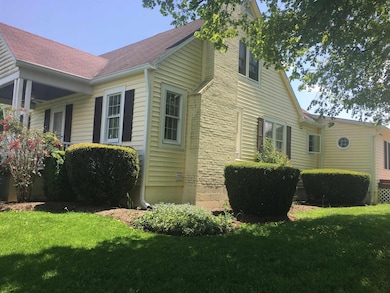 124 West Hill Rd, Staunton, VA 24401 - photo 3