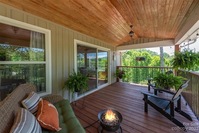 84 Skyline Dr, Burnsville, NC 28714 - photo 3