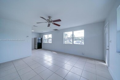 Apt 1