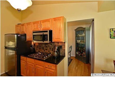 27 Tulip Dr, Old Bridge, NJ 08857 - photo 5