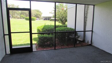 lower level lanai
