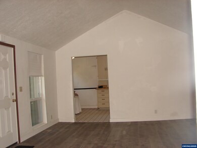 2233 Maple Ave SE, Salem, OR 97303 - photo 5