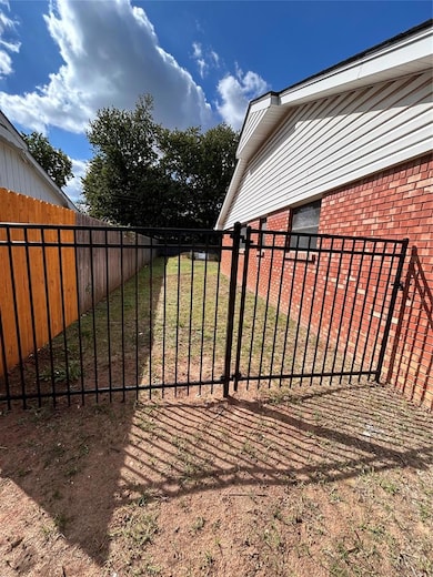 800 Morningside Dr, Norman, OK 73071 - photo 3