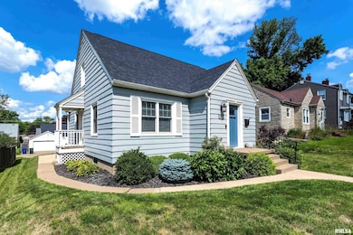 2614 N Howell St, Davenport, IA 52804 - photo 2