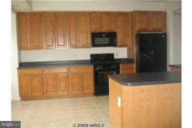 274 Brock Bridge Rd, Laurel, MD 20724 - photo 2