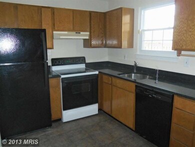 8 W End Ct, Halethorpe, MD 21227 - photo 5