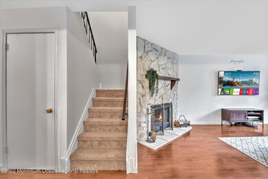 04-FOYER