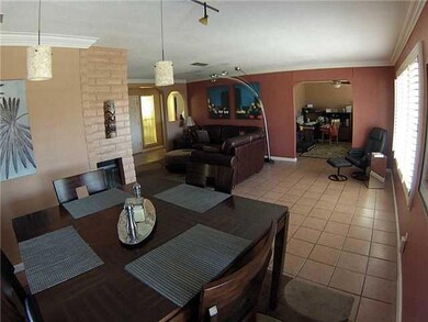 10602 Park View Cir, El Paso, TX 79935 - photo 5