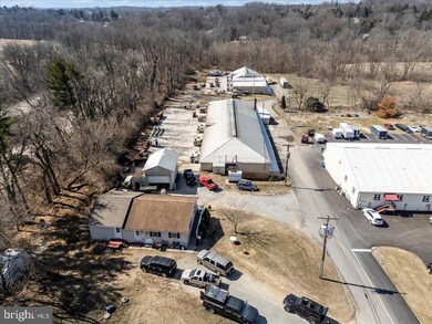 501 N Walnut Rd, Kennett Square, PA 19348 - photo 6