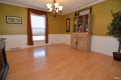 Plenty of room to seat your family and friends for
