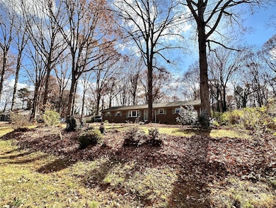 117 Robinson Ave, Matthews, NC 28104 - photo 5