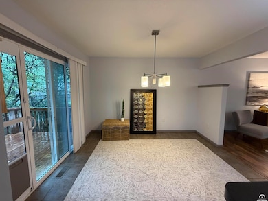 3404 Oxford Ct, Lawrence, KS 66049 - photo 7