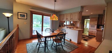 316 W Ann St, Milford, PA 18337 - photo 5