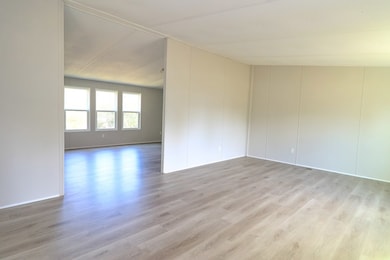 39 13th St, McRae-helena, GA 31037 - photo 4