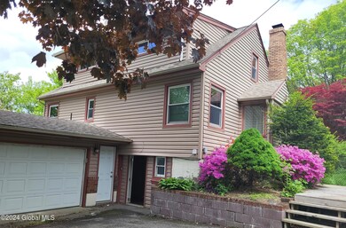 1643 van Hoesen Rd, Castleton On Hudson, NY 12033 - photo 2