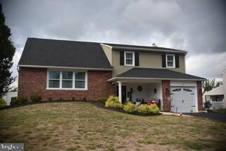 251 Wheatsheaf Ln, Langhorne, PA 19047 - photo 2