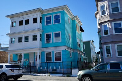 298-298A Lawrence St, Lawrence, MA 01841 - photo 3