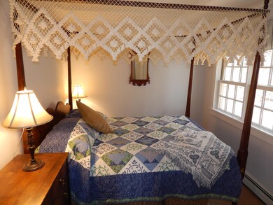 30 Bangs St unit D, Provincetown, MA 02657 - photo 7