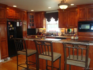 4267 Tatum Rd, Disputanta, VA 23842 - photo 4