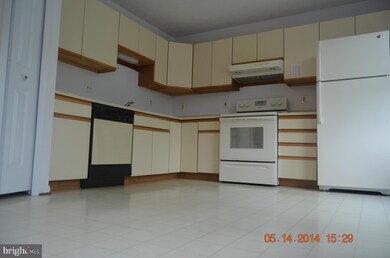 9209 Burley Ln, Laurel, MD 20723 - photo 3