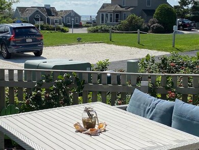 6 HP View patio 1