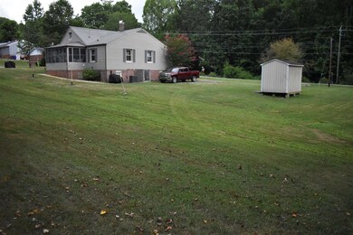 514 N Fir Ave, Siler City, NC 27344 - photo 5