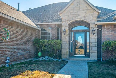 2508 SE 10th St, Moore, OK 73160 - photo 3