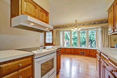 1172 Rockwood Place, Columbus, OH 43229 - photo 7