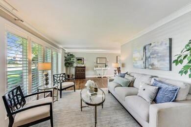 374 N Oaklawn Ave, Elmhurst, IL 60126 - photo 5