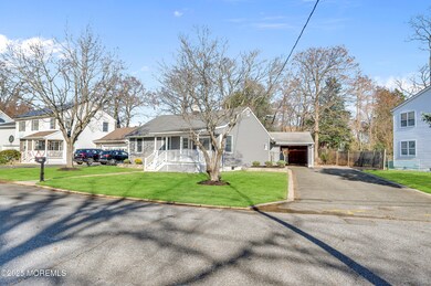 17 Elm Dr, Neptune, NJ 07753 - photo 6