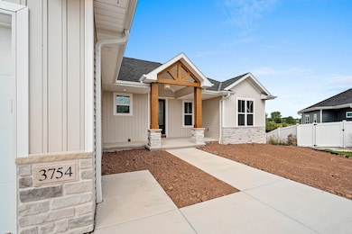 3754 Lyla May Ct, de Pere, WI 54115 - photo 2