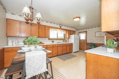 1325 Florence Dr, Wellsville, OH 43968 - photo 7