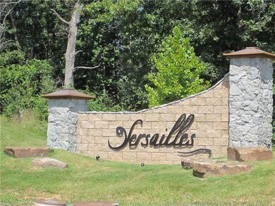 1482 Le Chesnay Dr, Centerton, AR 72719 - photo 2