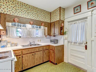 4258 Melrose Ave, Jacksonville, FL 32210 - photo 6