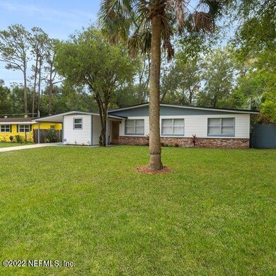 6856 Tom Thumb Dr, Jacksonville, FL 32210 - photo 3