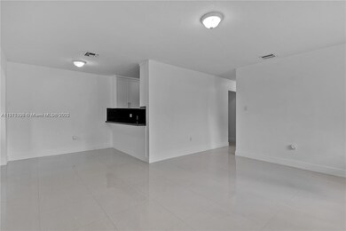 11239 SW 5th Terrace unit MAIN, Miami, FL 33174 - photo 4