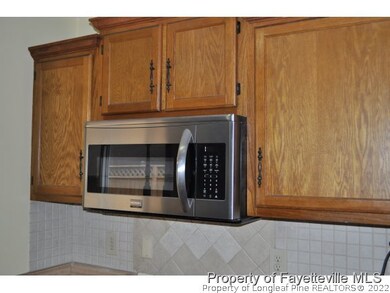 4479 Kinkead Ct, Fayetteville, NC 28314 - photo 5