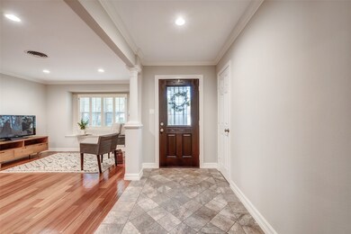 10023 Green Tree Rd, Houston, TX 77042 - photo 7