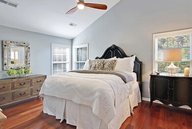 CREM_1409 Densmore Cir_019