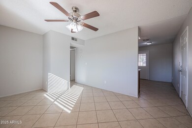 3526 W Tulsa St unit 3, Chandler, AZ 85226 - photo 4