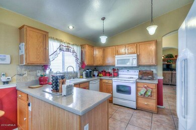 Kitchen (2)