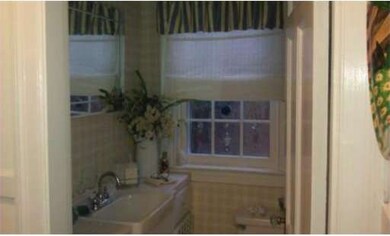 26 Dalton Rd, Holbrook, MA 02343 - photo 7