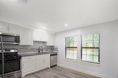 718 Jerry St, Houston, TX 77022 - photo 7