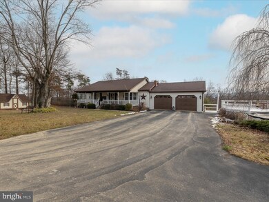333 Chevy Ln, Berkeley Springs, WV 25411 - photo 3