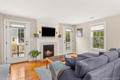 46-48 Purchase St unit 4, Newburyport, MA 01950 - photo 5