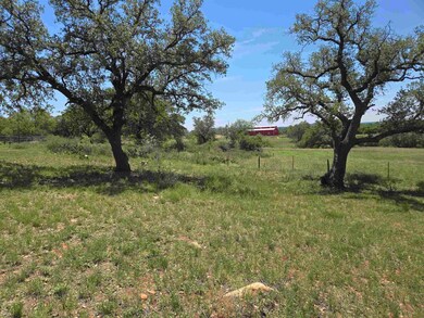 0 E Tarrant St unit HLM175591, Llano, TX 78643 - photo 2