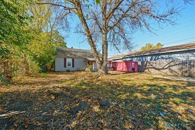 2804 Yankee Rd, Middletown, OH 45044 - photo 2