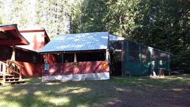 141 Shady Ln, Cusick, WA 99119 - photo 6