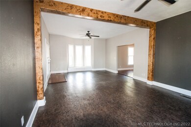 504 W Forrest Ave, Eufaula, OK 74432 - photo 7