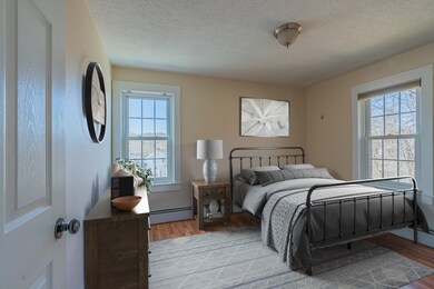 11 Sisson St, West Warwick, RI 02893 - photo 4